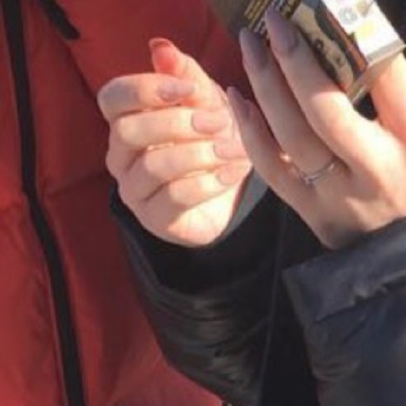 Meet your Posher, Lola - Picture 1 of 1